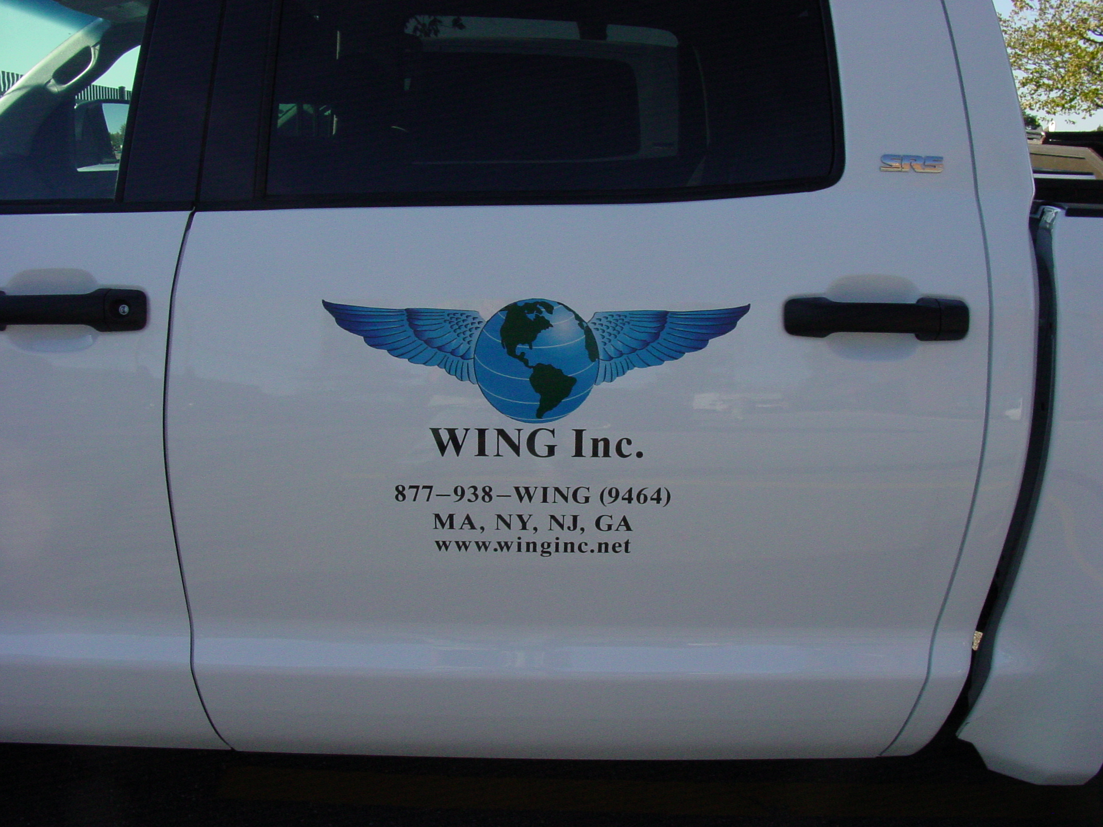 Wing car lettering